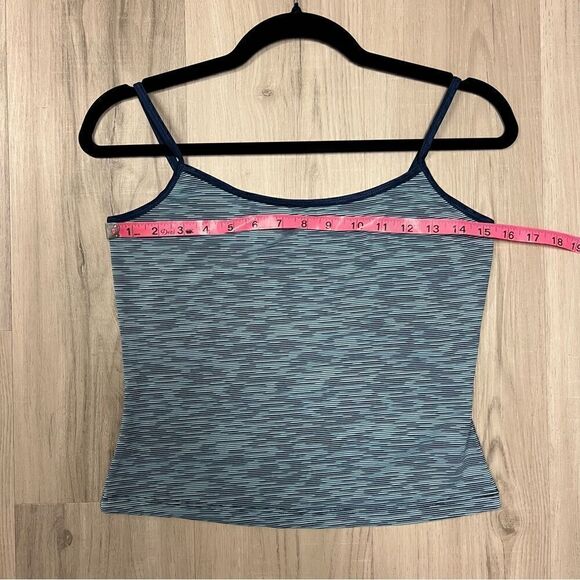 Vintage y2k tank top in blue stripe pattern sz L very stretchy new without tags - Picture 6 of 10
